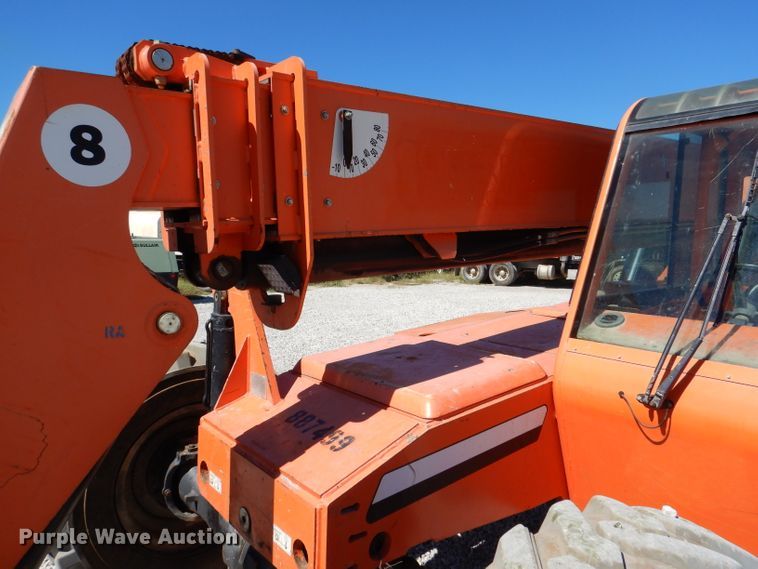 image for item DL3139 2011 JLG SkyTrak 8042  telehandler