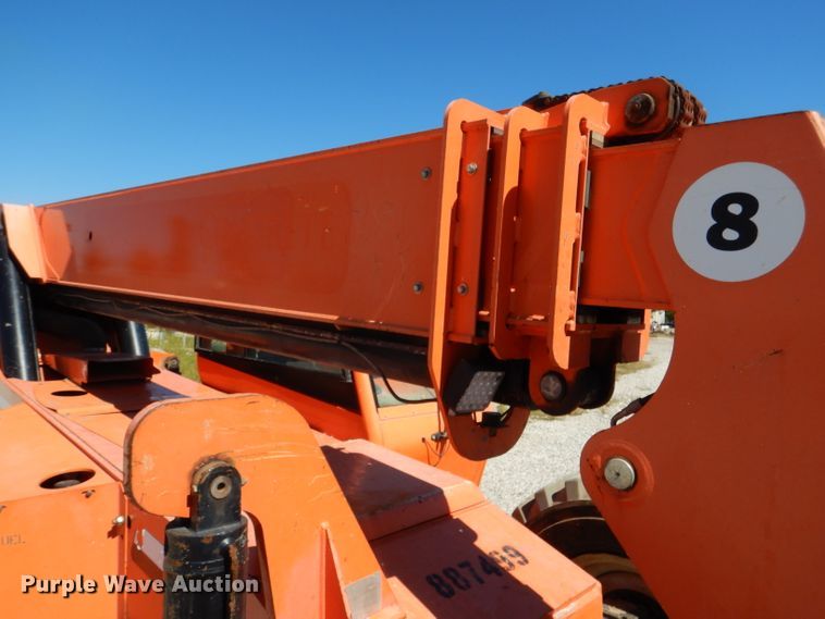 image for item DL3139 2011 JLG SkyTrak 8042  telehandler
