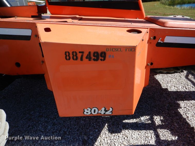 image for item DL3139 2011 JLG SkyTrak 8042  telehandler