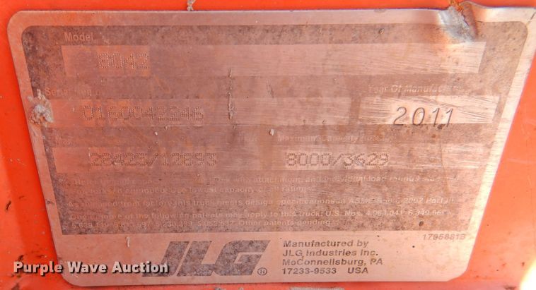 image for item DL3139 2011 JLG SkyTrak 8042  telehandler