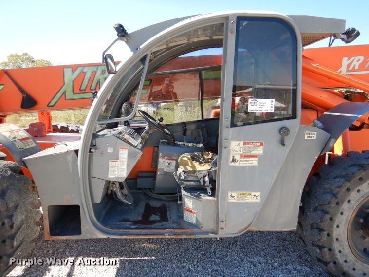 image for item DL3140 Xtreme XR1255  telehandler