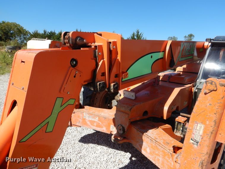 image for item DL3140 Xtreme XR1255  telehandler