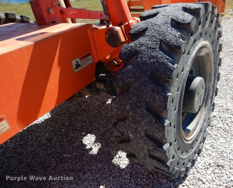 image for item DL3140 Xtreme XR1255  telehandler