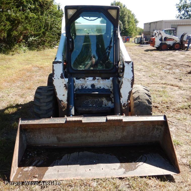 image for item DL3148 2006 Bobcat S300  skid steer loader