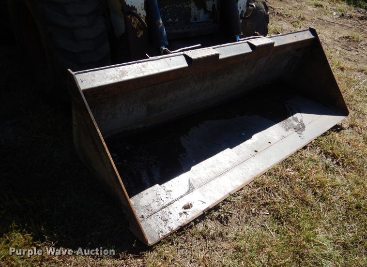 image for item DL3148 2006 Bobcat S300  skid steer loader