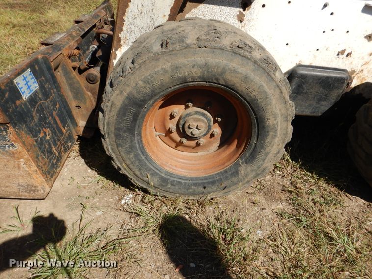 image for item DL3148 2006 Bobcat S300  skid steer loader