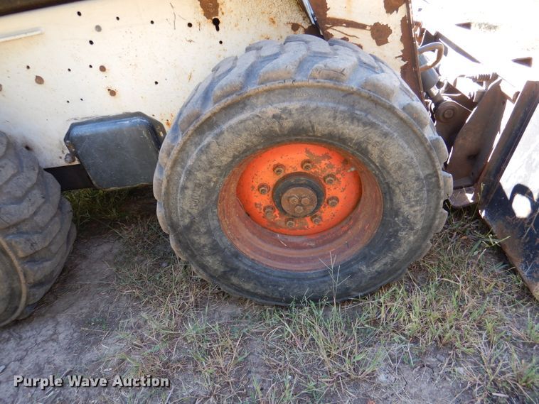 image for item DL3148 2006 Bobcat S300  skid steer loader