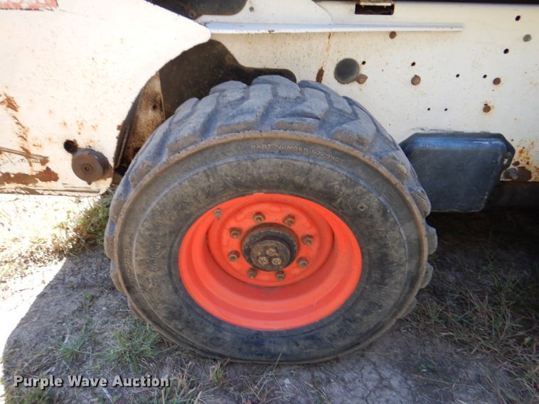 image for item DL3148 2006 Bobcat S300  skid steer loader