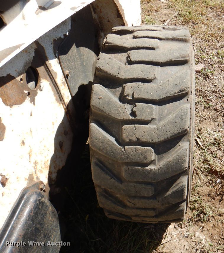 image for item DL3148 2006 Bobcat S300  skid steer loader