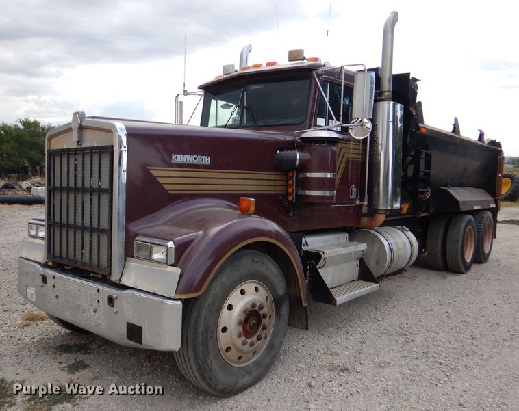 image for item DL3176 1993 Kenworth W900  dump truck