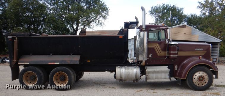 image for item DL3176 1993 Kenworth W900  dump truck