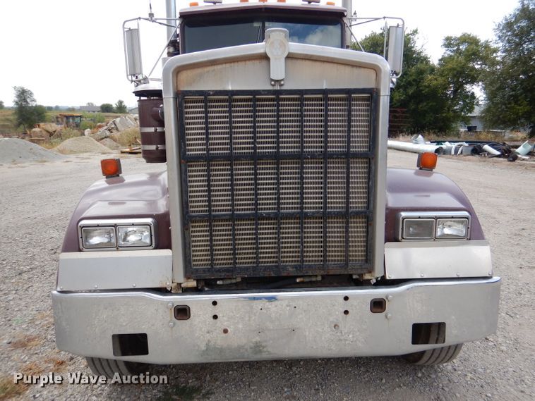 image for item DL3176 1993 Kenworth W900  dump truck