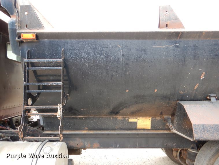 image for item DL3176 1993 Kenworth W900  dump truck