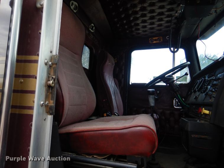 image for item DL3176 1993 Kenworth W900  dump truck