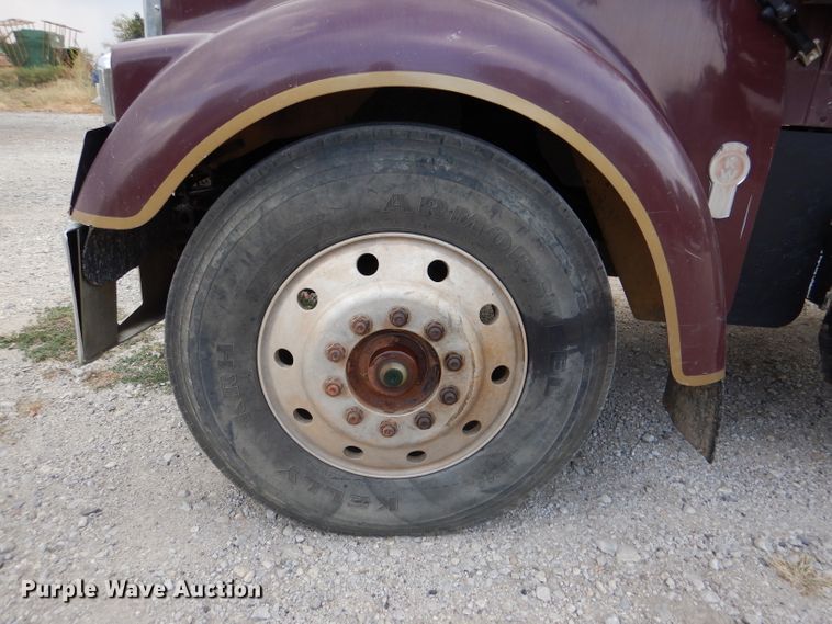 image for item DL3176 1993 Kenworth W900  dump truck