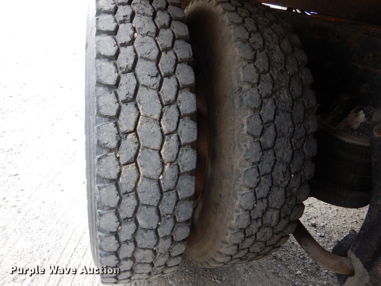 image for item DL3176 1993 Kenworth W900  dump truck