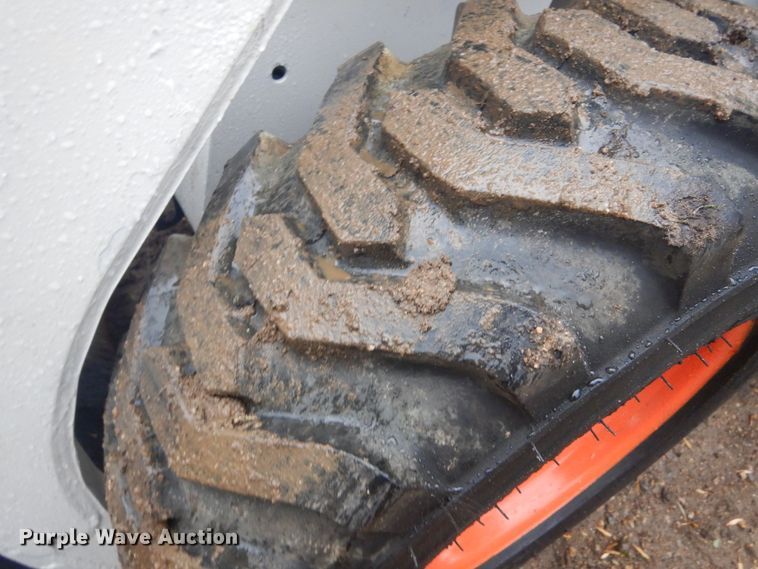 image for item DL6333 1992 Bobcat 753  skid steer loader