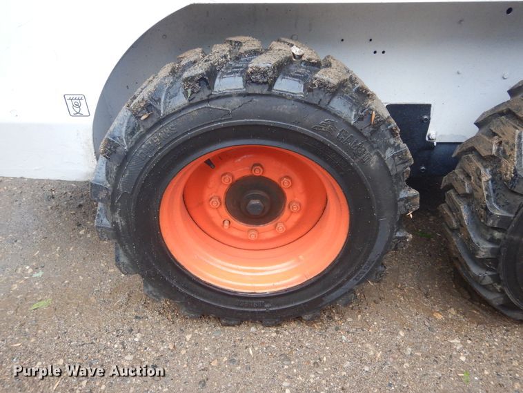 image for item DL6333 1992 Bobcat 753  skid steer loader