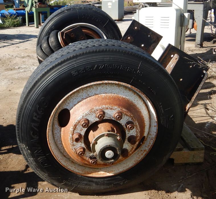 image for item DL6338 Tag axle