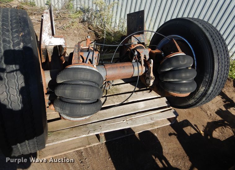 image for item DL6338 Tag axle