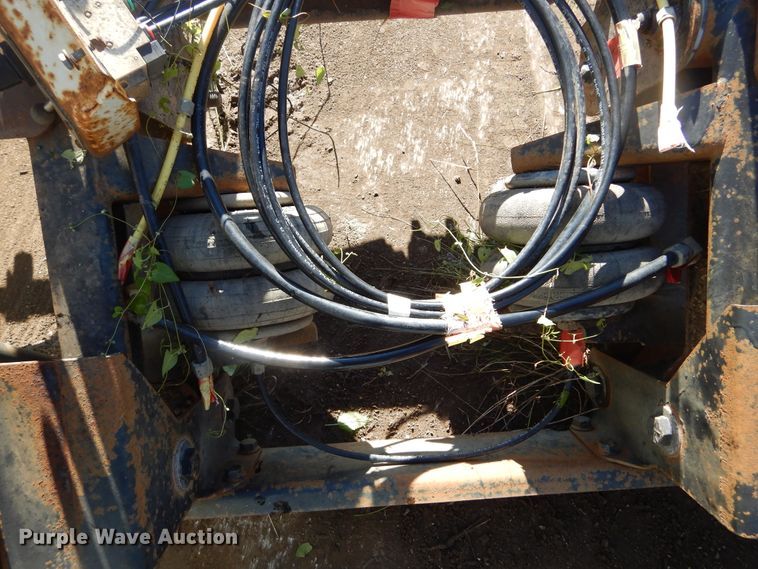 image for item DL6339 Hendrickson  steerable tag axle