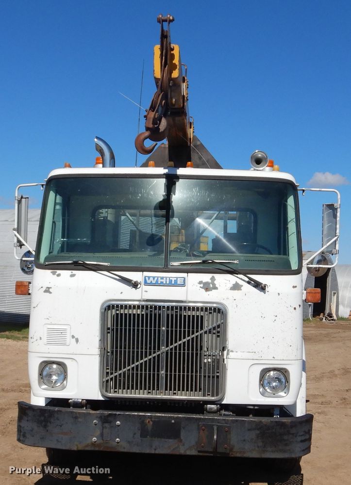 image for item DL6345 1987 Volvo White WX64T  crane truck