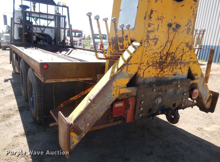 image for item DL6345 1987 Volvo White WX64T  crane truck