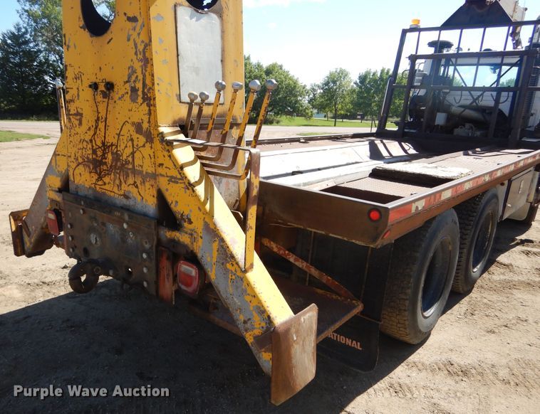 image for item DL6345 1987 Volvo White WX64T  crane truck