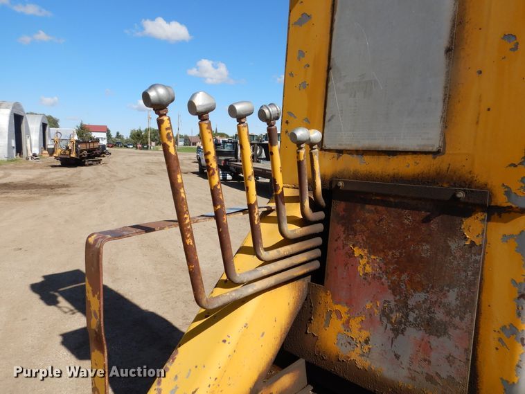 image for item DL6345 1987 Volvo White WX64T  crane truck