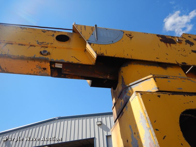 image for item DL6345 1987 Volvo White WX64T  crane truck