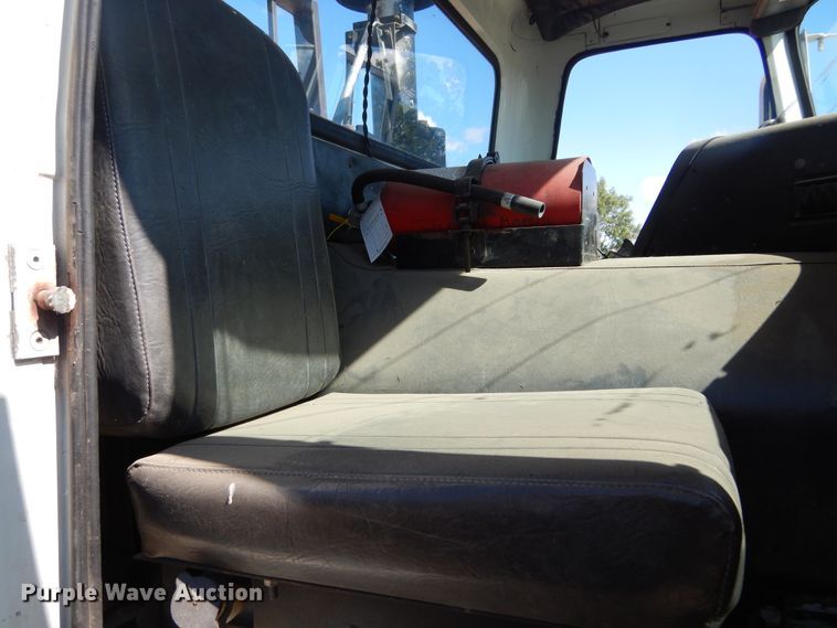 image for item DL6345 1987 Volvo White WX64T  crane truck