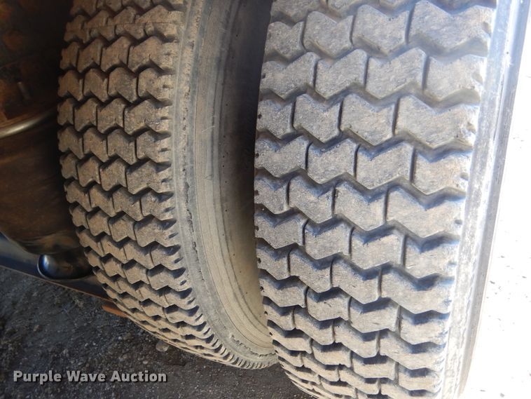 image for item DL6345 1987 Volvo White WX64T  crane truck