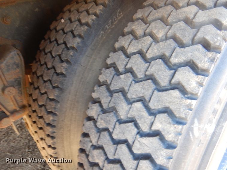 image for item DL6345 1987 Volvo White WX64T  crane truck