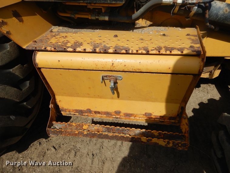 image for item DL6350 2002 Caterpillar 420D  backhoe