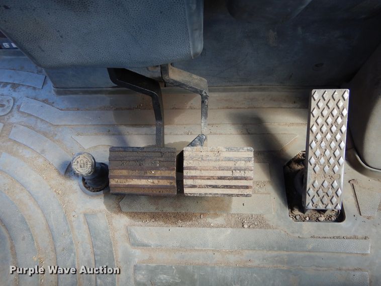 image for item DL6350 2002 Caterpillar 420D  backhoe