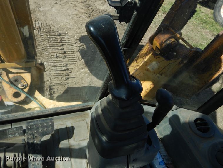 image for item DL6350 2002 Caterpillar 420D  backhoe