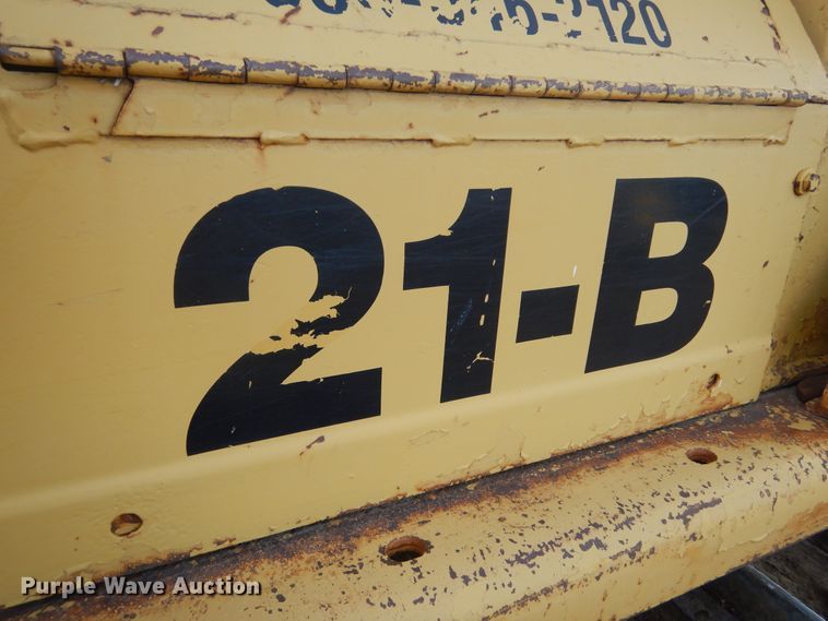 image for item DL6351 1972 Fiat-Allis 21B  dozer