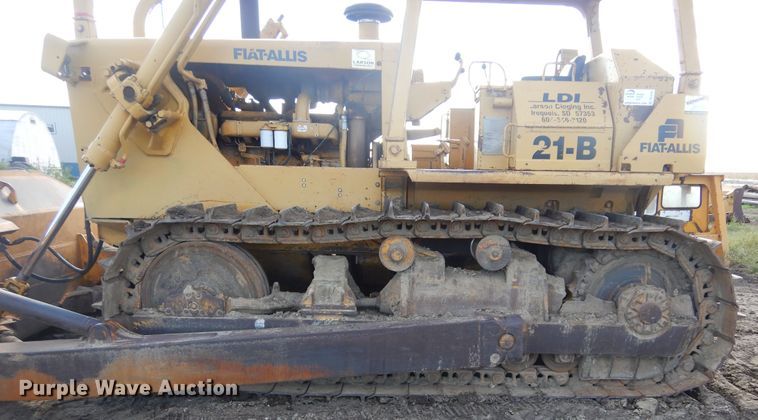 image for item DL6351 1972 Fiat-Allis 21B  dozer