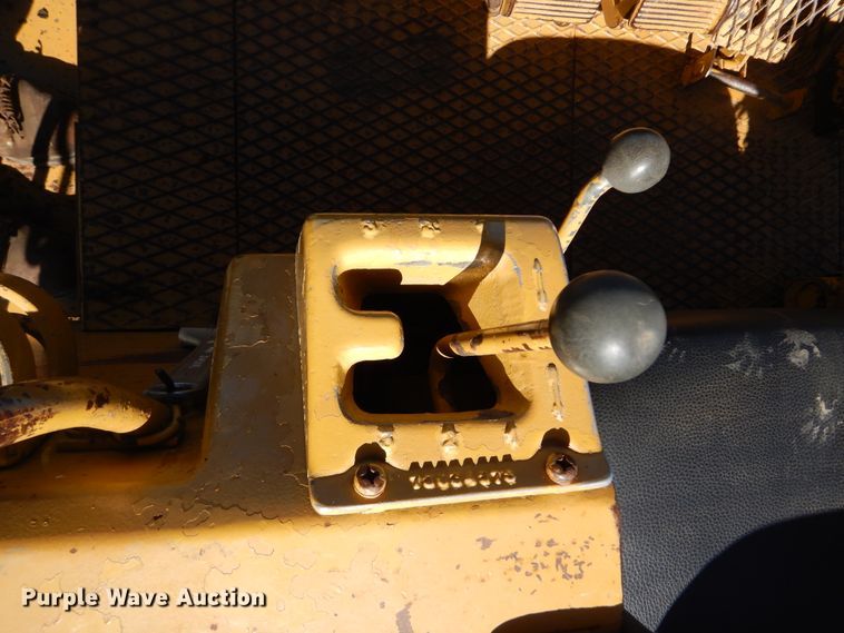 image for item DL6352 Fiat-Allis  dozer