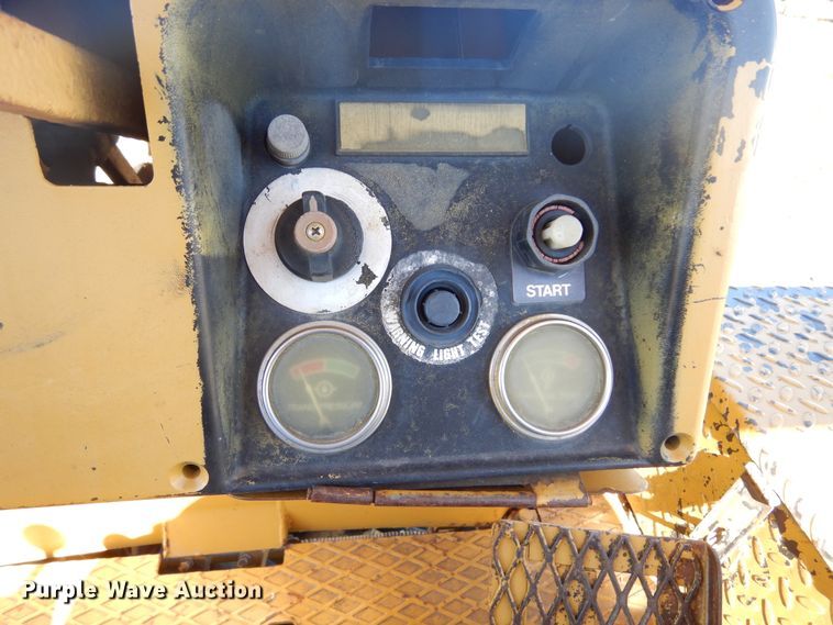 image for item DL6352 Fiat-Allis  dozer