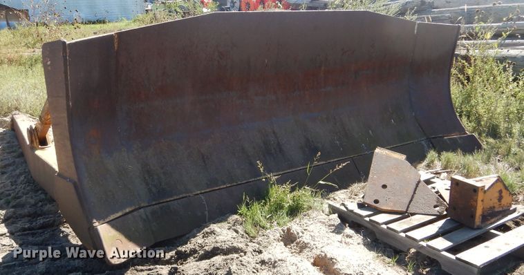 image for item DL6352 Fiat-Allis  dozer