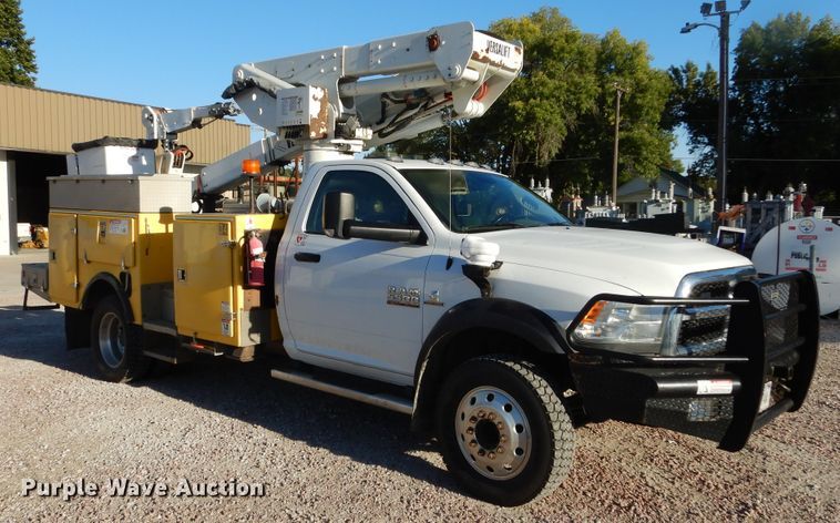 image for item DL6360 2015 Dodge Ram 5500HD  bucket truck