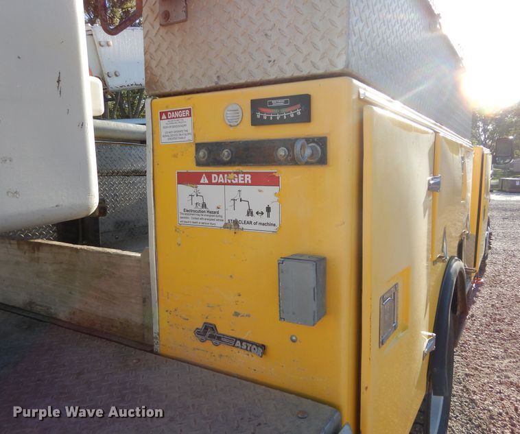 image for item DL6360 2015 Dodge Ram 5500HD  bucket truck