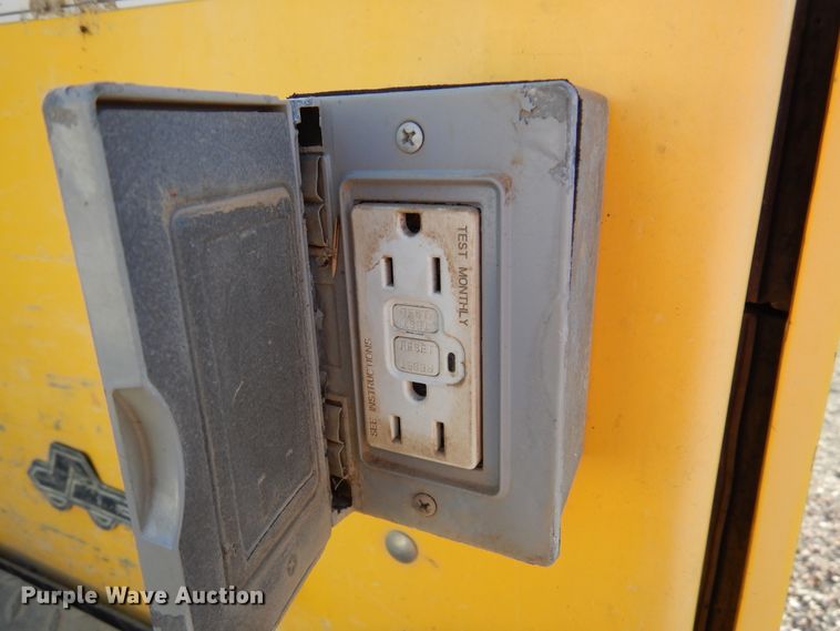 image for item DL6360 2015 Dodge Ram 5500HD  bucket truck