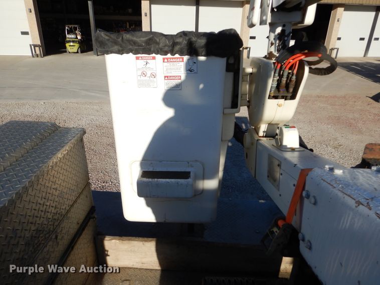 image for item DL6360 2015 Dodge Ram 5500HD  bucket truck