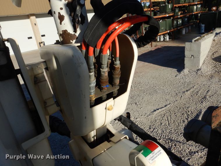 image for item DL6360 2015 Dodge Ram 5500HD  bucket truck