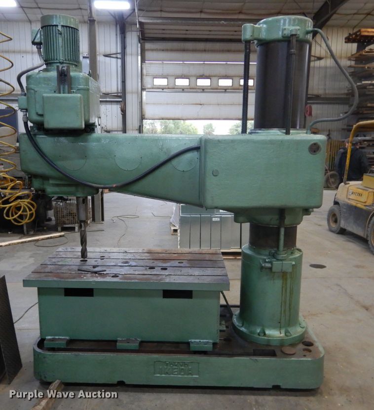 image for item DL6369 1974 Ikeda RM1300  radial drilling machine