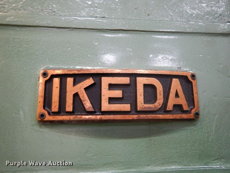 image for item DL6369 1974 Ikeda RM1300  radial drilling machine