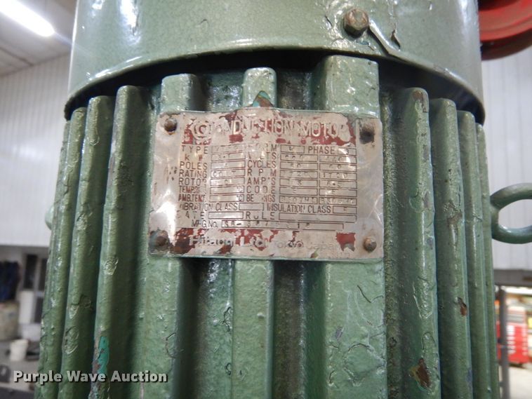 image for item DL6369 1974 Ikeda RM1300  radial drilling machine