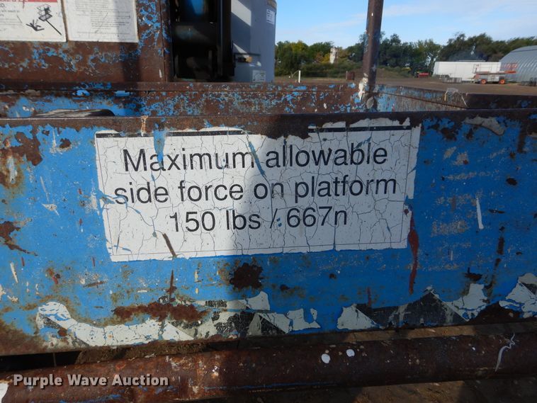 image for item DL6370 1993 Genie 7-45/22  boom lift